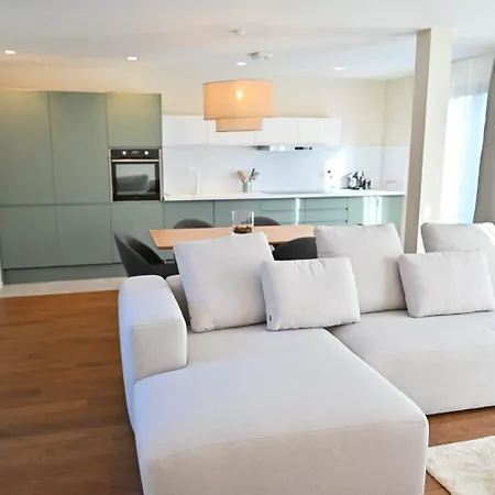 Natural Design Nomade Groupe Avec Jacuzzi Centre De La Foret ! *