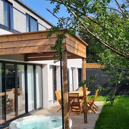 빌라 Natural Design Nomade Groupe Avec Jacuzzi Centre De La Foret !